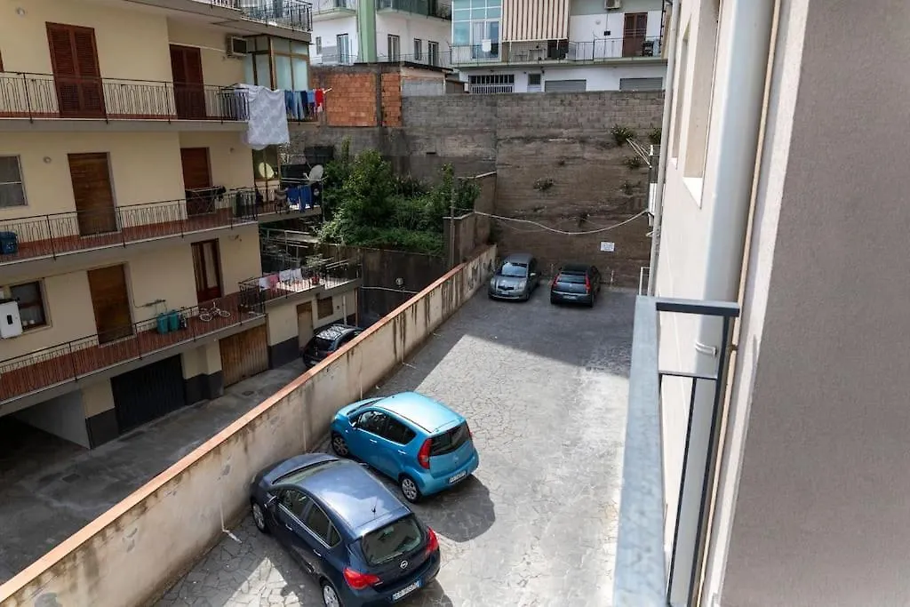 Carlo'S Charm Residence Acireale Italy