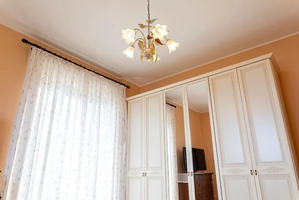 Apartment Carlo'S Charm Residence Acireale