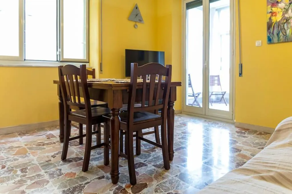 Carlo'S Charm Residence Acireale Italy