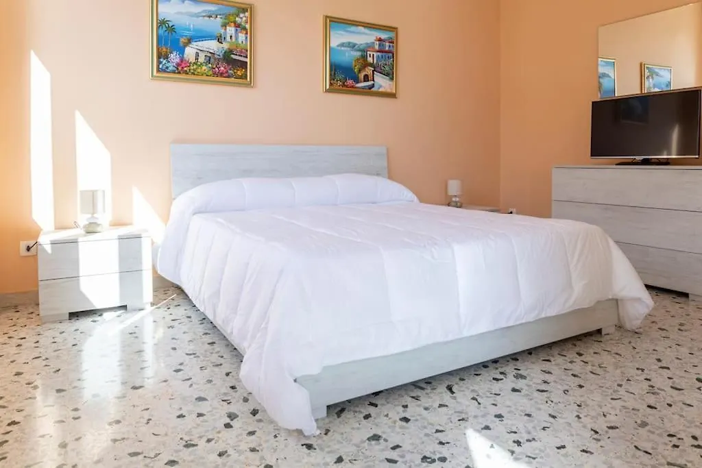 Apartment Carlo'S Charm Residence Acireale Italy