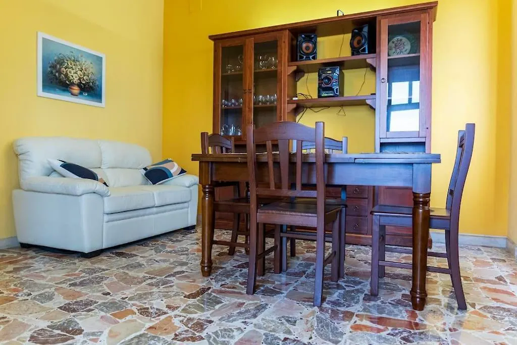 Apartment Carlo'S Charm Residence Acireale